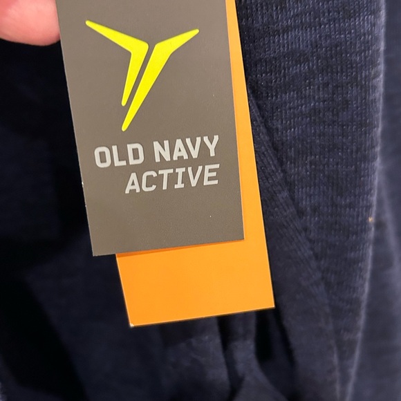 Old Navy XL NWT cowl neck Active Go Dry Pullover - Picture 3 of 5